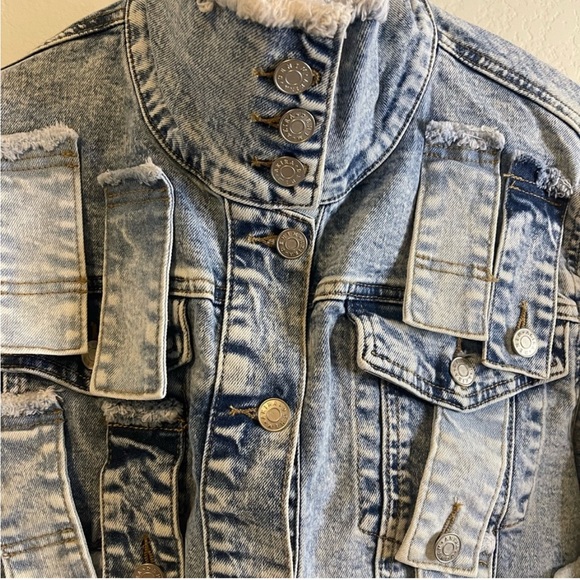 AKIRA Light Blue Distressed Denim Jacket - Picture 2 of 5